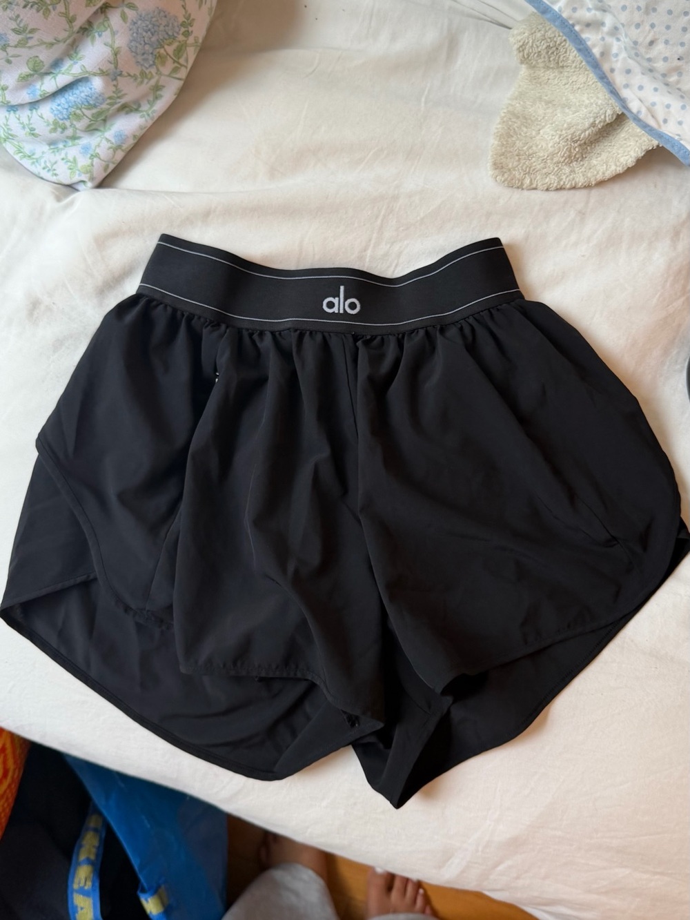 ALO Yoga Black Athletic Shorts with Elastic Logo Waistband
